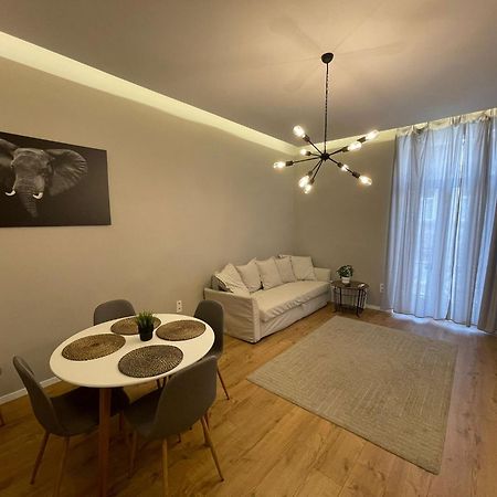 City Center 2, Cozy And Modern 2Br In The City Center Budapest Exterior foto